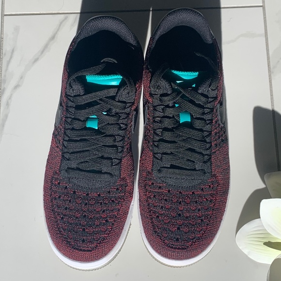 Nike | Air Force 1 Flyknit Low W6.5 - Picture 4 of 8
